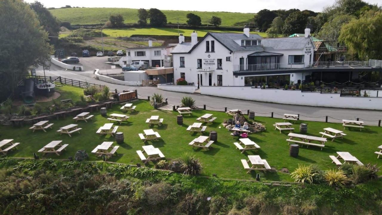 The Teifi Waterside Hotel カーディガン エクステリア 写真