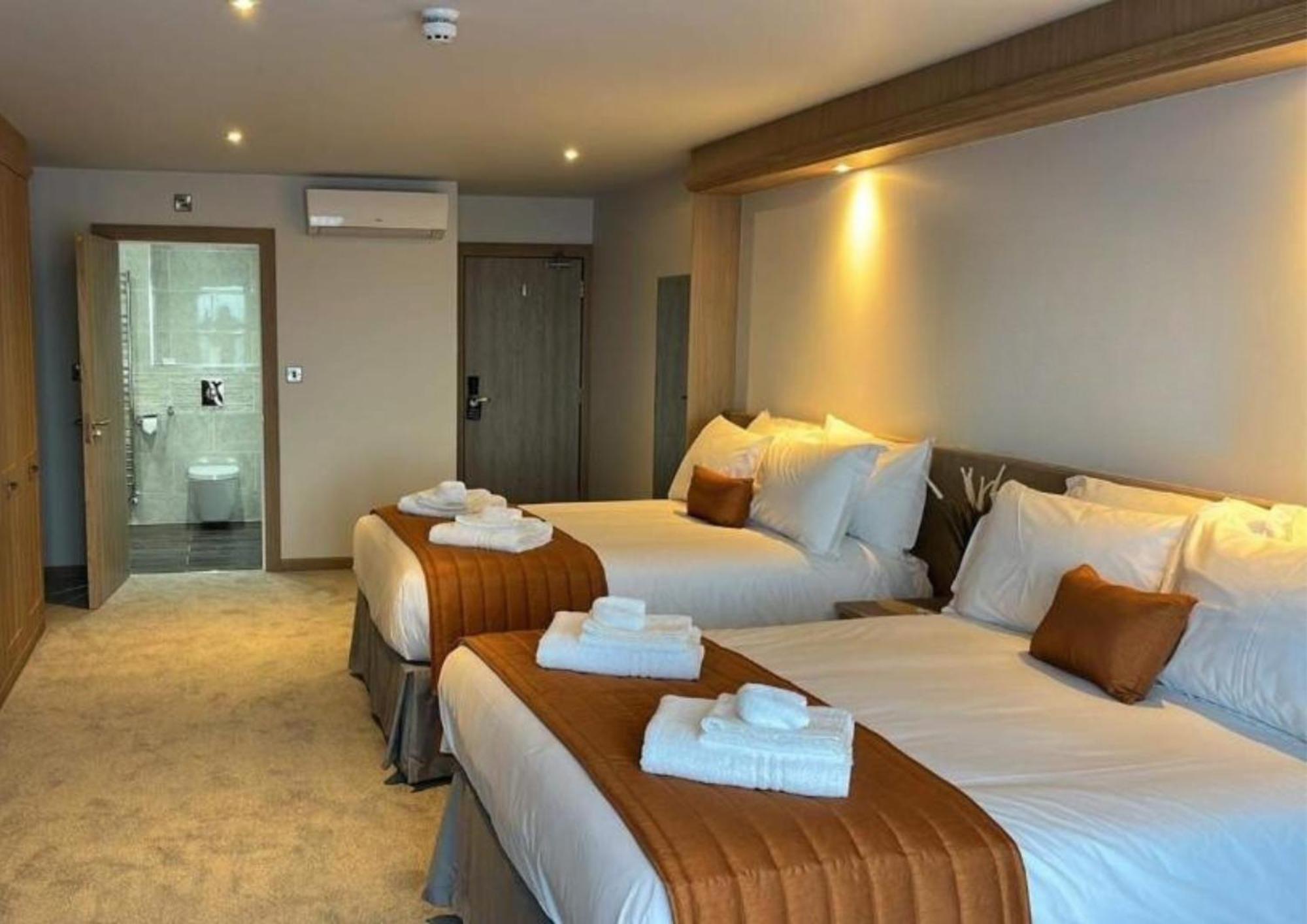 The Teifi Waterside Hotel カーディガン エクステリア 写真